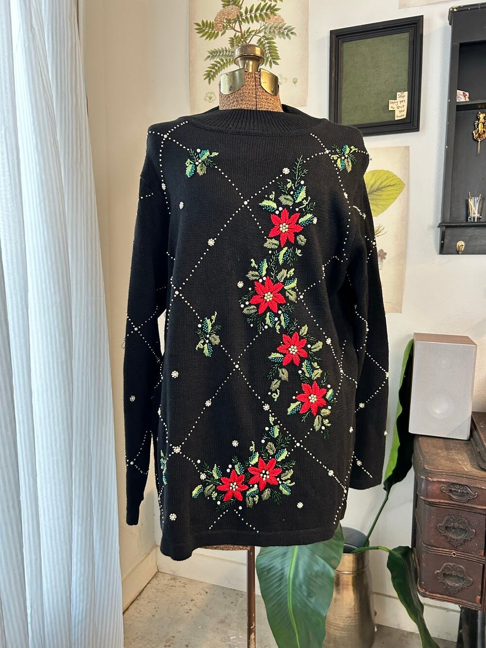 B.P. Design Vintage Christmas Poinsettia Beaded Knit Sweater Black Large